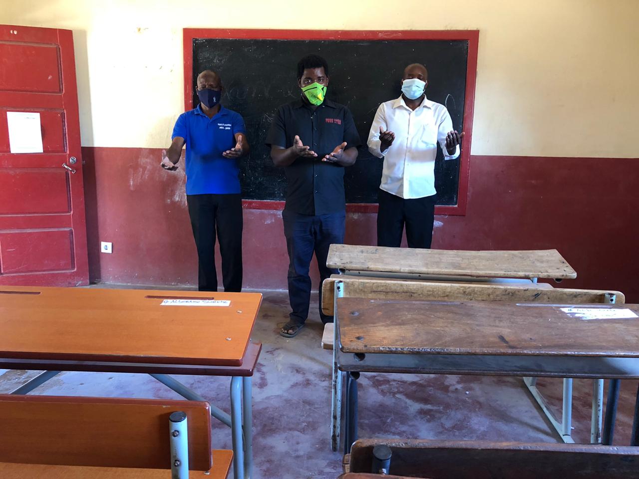 Karibu - Projeto de integração escolar de deslocados internos em Moçambique